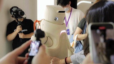 GR-3 is equipped with Fourier’s proprietary Full-Perception Multimodal Interaction System, integrating vision, audio, and tactile feedback into a unified real-time emotional processing engine. (PRNewsfoto/Fourier Co. Ltd.)