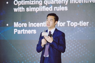 Li Shi, President of Huawei Cloud Computing Global Sales (PRNewsfoto/HUAWEI CLOUD)