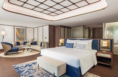 Phòng Corner Suite Han River 